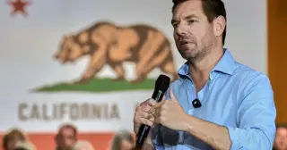 Feds Detain Swalwell at SFO, Seize Devices in Civil-Rights Inquiry