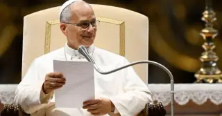 Pope Defends Vatican II Liturgical Reform as Key to Active Laity Involvement