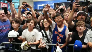 Knicks Halt Ticket Sales to Fix Pricing Glitch and Revert to Last Year’s Rates