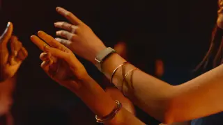 Google Upgrades Fitbit Air with Health Guardian and 100+ Workout Detection
