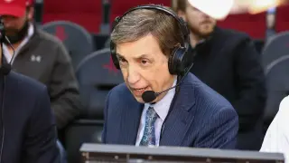 Marv Albert Reflects on the Knicks' Finals Run and a Missed NBC Moment