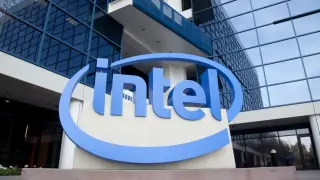 Micron’s AI-Memory Upside Persists Despite Sector Rout