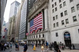 September closes with broad market losses as Treasury yields hit multi-year highs