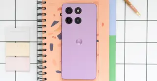 Stylus-Driven Midrange Gets Leaner Software, But Cameras Lag