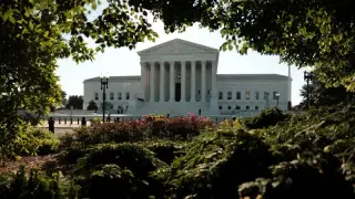 Supreme Court backs GOP bid for discounted midterm TV ads