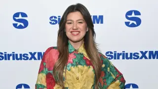 Kelly Clarkson Wraps Show with Golden as Final Kellyoke