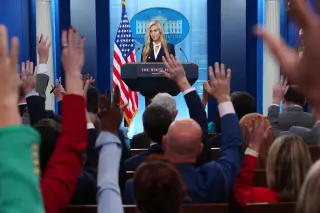 Katie Zacharia’s White House Debut: Short Briefing, Credential Scrutiny, and Guilfoyle Resignation