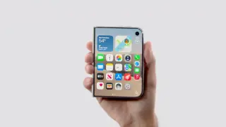 iPhone Duo to Ship with iOS 27.1 Ahead of October Debut