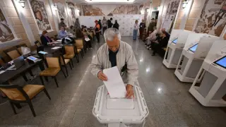 Putin-Backed United Russia Eyes Victory in Russia’s Orchestrated Parliament Vote