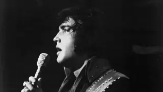 Exhausted Elvis Presley Wobbles Through a 1976 Virginia Matinee