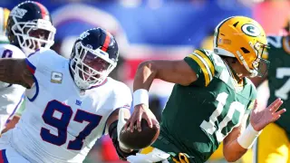 Giants, Dexter Lawrence Talks End in Impasse, Trade Hopes Stall