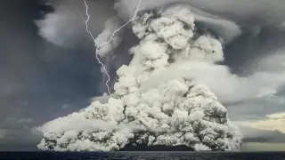 Volcanic plume acts as methane scrubber, study finds