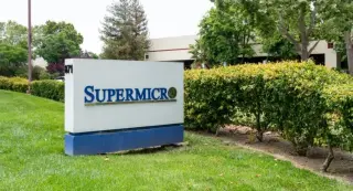 SMCI Stock Surges as EPS Beat Drives AI-Focused Data Center Demand