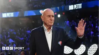 Bob Pettit, NBA’s inaugural MVP and 11-time All-Star, dies at 93