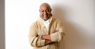 Peabo Bryson in Medical Care After Stroke, Family Requests Privacy