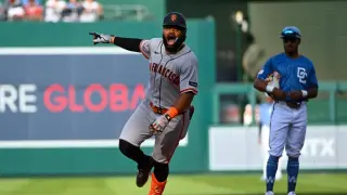 Ramos Ties It, Chapman Delivers in 12th to Lift Giants Past Nationals