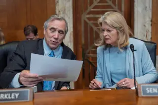GOP fractures widen over Iran war as Murkowski breaks with party