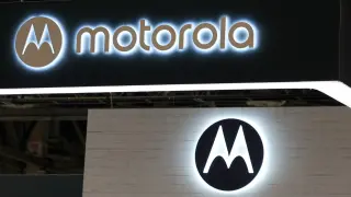 Motorola Signals New Compact Foldable Razr With Book-Style Design