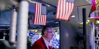 Chip Rally Fades as Tech Stocks Sell Off, Dragging Markets Lower