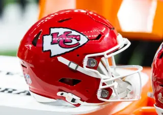 Chiefs Weigh Bold Draft-Day Shifts to Target Premium Playmakers