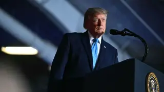 Trump’s Midterm Panic: Polls, Supreme Court Fears, and Red State Cracks