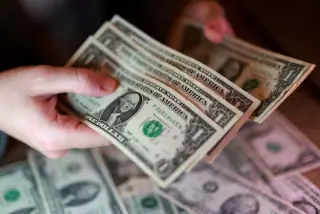 Yen holds near 160 as BOJ hike lands and Iran deal lifts risk appetite