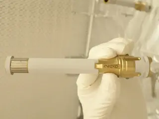 Mars samples sealed to nanoscale cleanliness guard against Earthly fingerprints