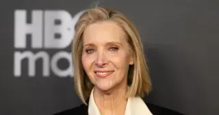 Friends Cast Still Cashing In: Kudrow Reveals $20 Million Annual Residuals