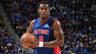 Pistons' $200M Duren Offer Includes Controversial Weight Clause Amidst Contract Standoff