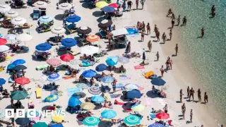 Sardinia tightens Punta Molentis rules, bans umbrellas for most visitors