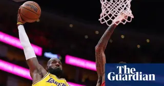 LeBron at 41 Sparks Lakers' unlikely playoff run