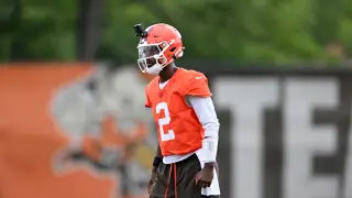 Sanders Shines in Browns’ Preseason Drives Then Interception vs. Bears