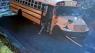 St. Paul bystander stops runaway school bus after driver seizure