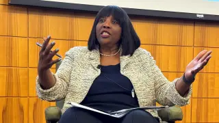 Cook Signals Readiness to Hike Rates if Inflation Persists