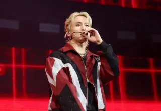 K-pop Label Apologizes After Confederate Flag Tee Photo Linked to Mark Lee