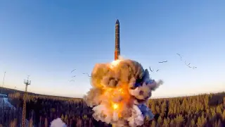 Russia Plans 800-km Ballistic Test to Challenge Ukraine Defenses