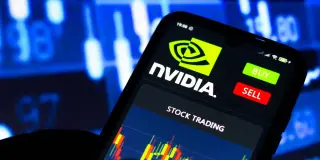 Nvidia Gains Ground as Huang Eases AI Financing Fears