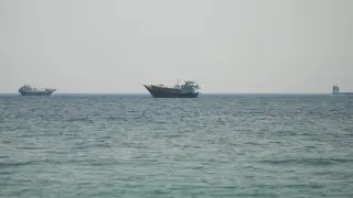 Hormuz oil traffic rebounds as U.S. vows to keep lanes open amid Iran clashes