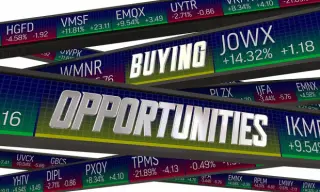 Memory Chip Selloff Driven by Chinese Advances, but Analysts See Buying Opportunity in Micron and Sandisk