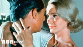 Eva Marie Saint, the 'Hitchcock Blonde' and Oscar-winning veteran, dies at 102