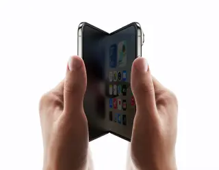Early iPhone Duo Users Report Noticeable Crease Despite Apple's Replaceable Layer