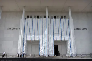 Beatty seeks court block on adding Trump's name to Kennedy Center