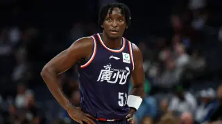 Oladipo Appeals to GMs in Open Letter Amid NBA Return Bid