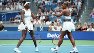 Williams Sisters Fall in Three-Set US Open Doubles Return