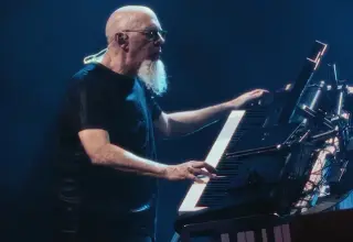 Jordan Rudess Unveils jam_bot AI in Two MIT Live Performances