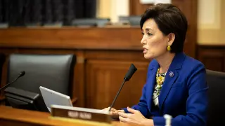 Kim pushes broadened earmark disclosures to curb indirect self-enrichment