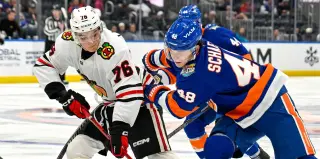 Blackhawks fall to Islanders despite strong play; Nazar suspended for Horvat hit