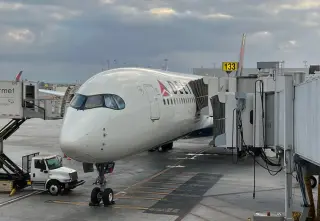Delta Completes 95% of Free Wi-Fi Rollout, but Starlink Rivals Close the Gap