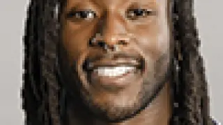 Kamara exits scrimmage with knee injury, season start in jeopardy