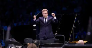 New Era for LA Phil as Daniel Harding Named Music Director